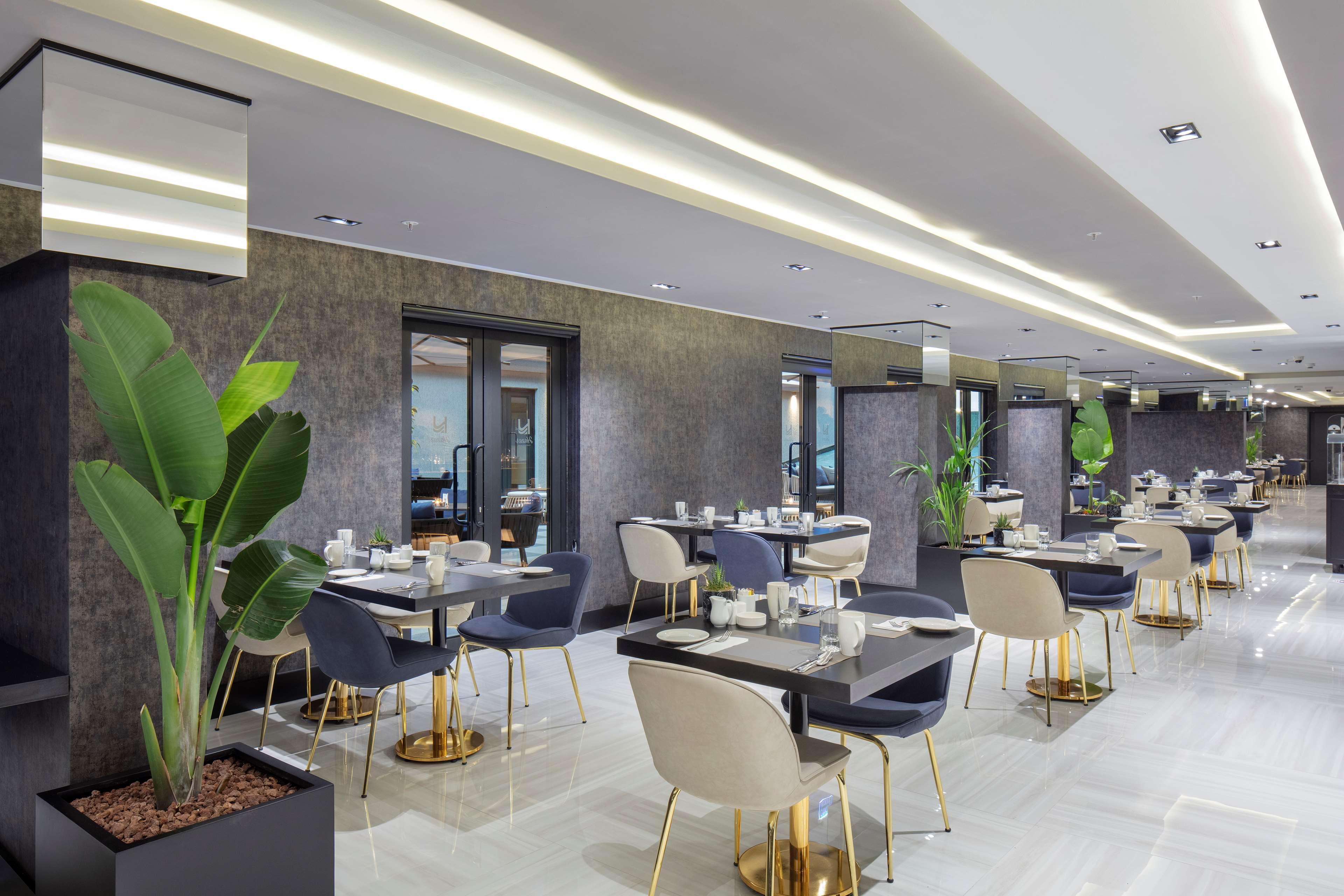 Radisson Hotel Izmir Aliaga Extérieur photo