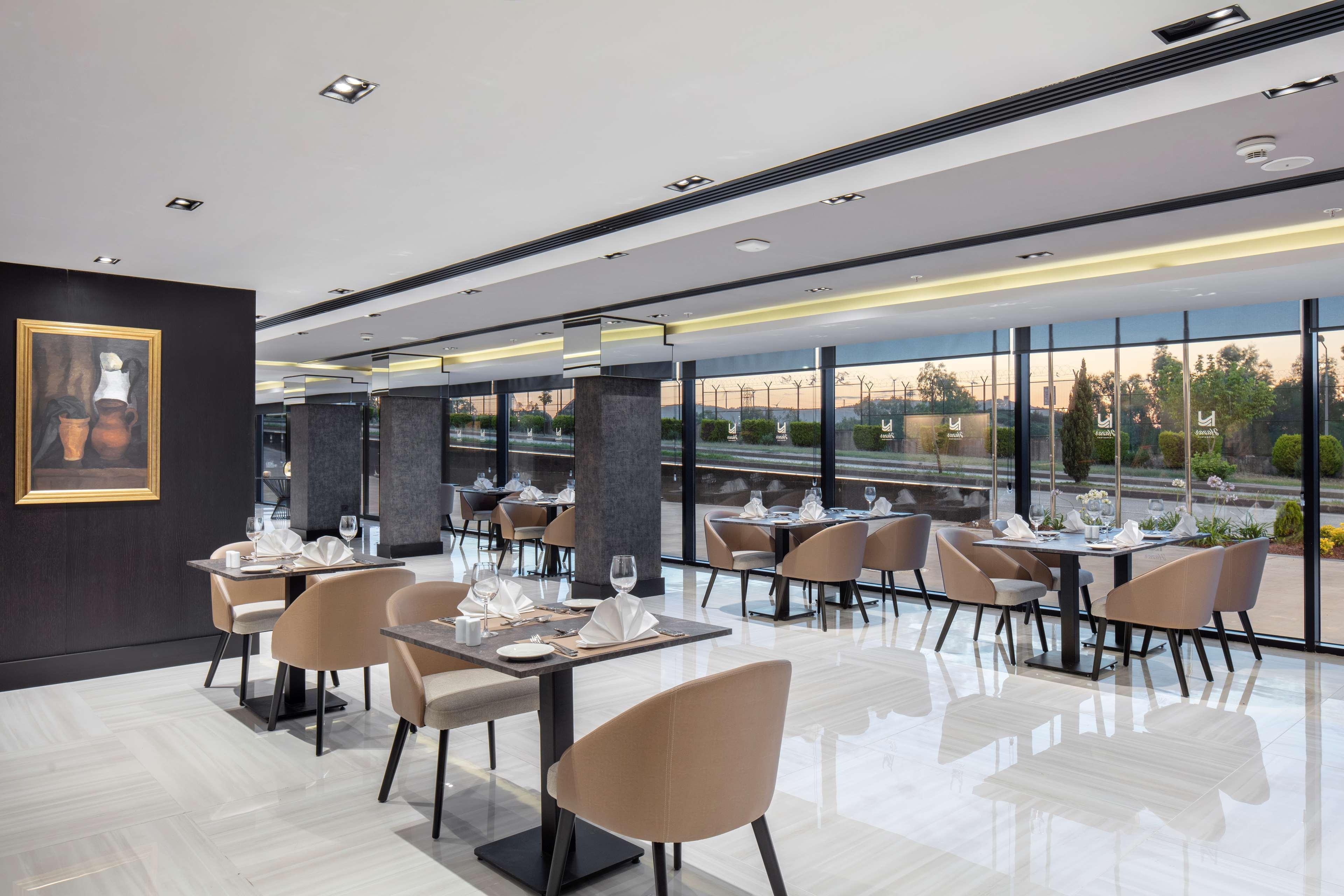 Radisson Hotel Izmir Aliaga Extérieur photo