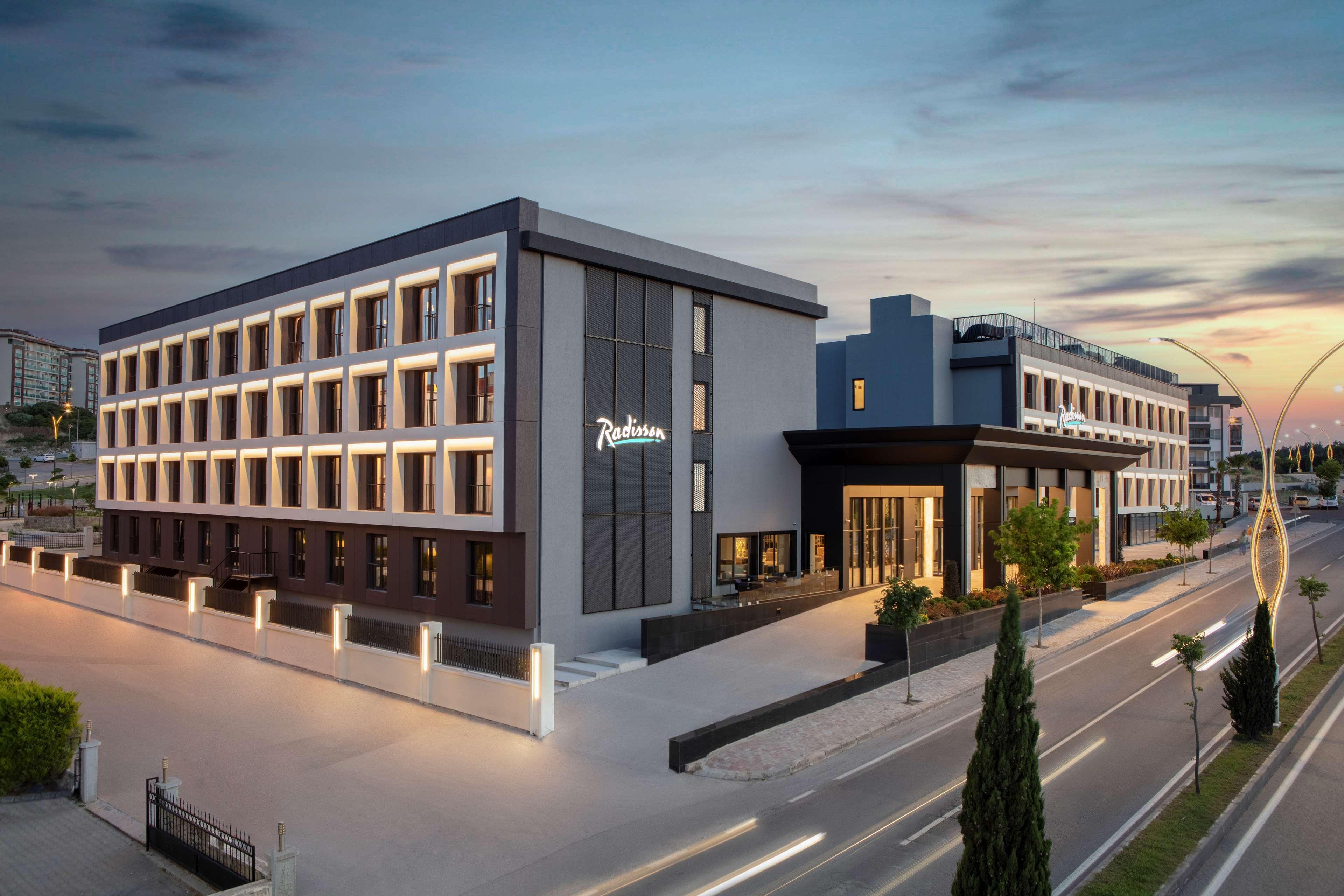 Radisson Hotel Izmir Aliaga Extérieur photo